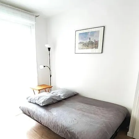 Апартаменты Agreable T2 Avec Terrasse Proche Gare